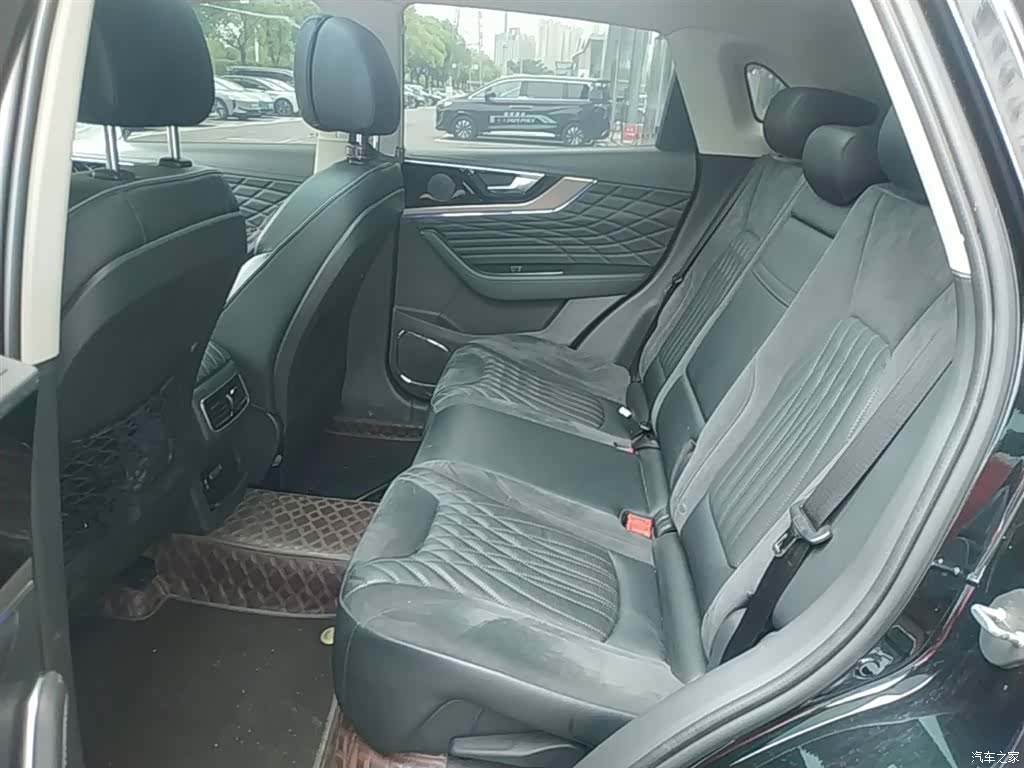 Hongqi HS5, 2022 17