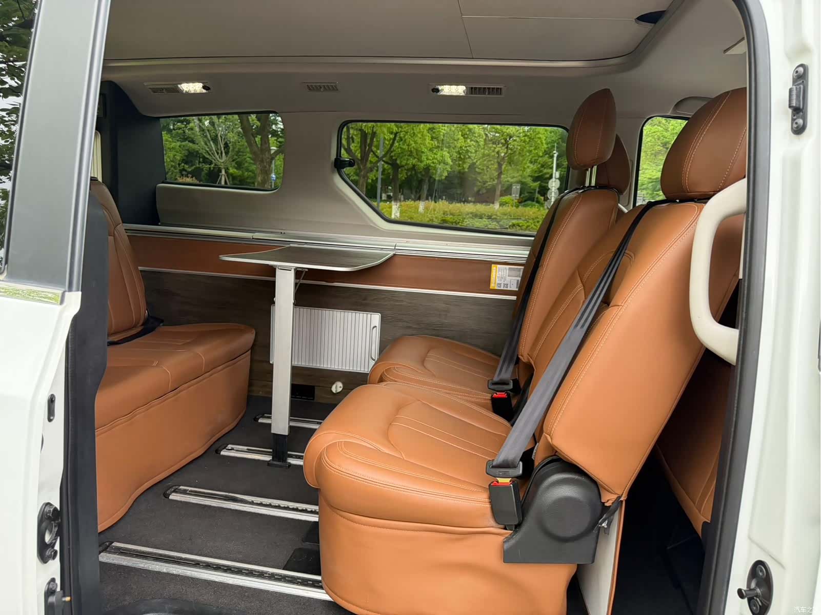 Maxus G10, 2020 13