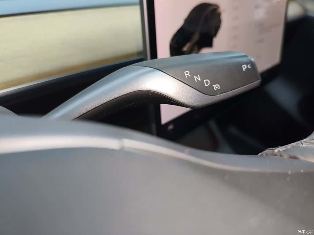 Tesla Model Y, 2021 14