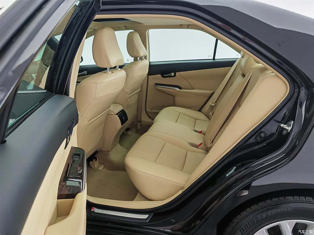 Toyota Camry, 2015 15