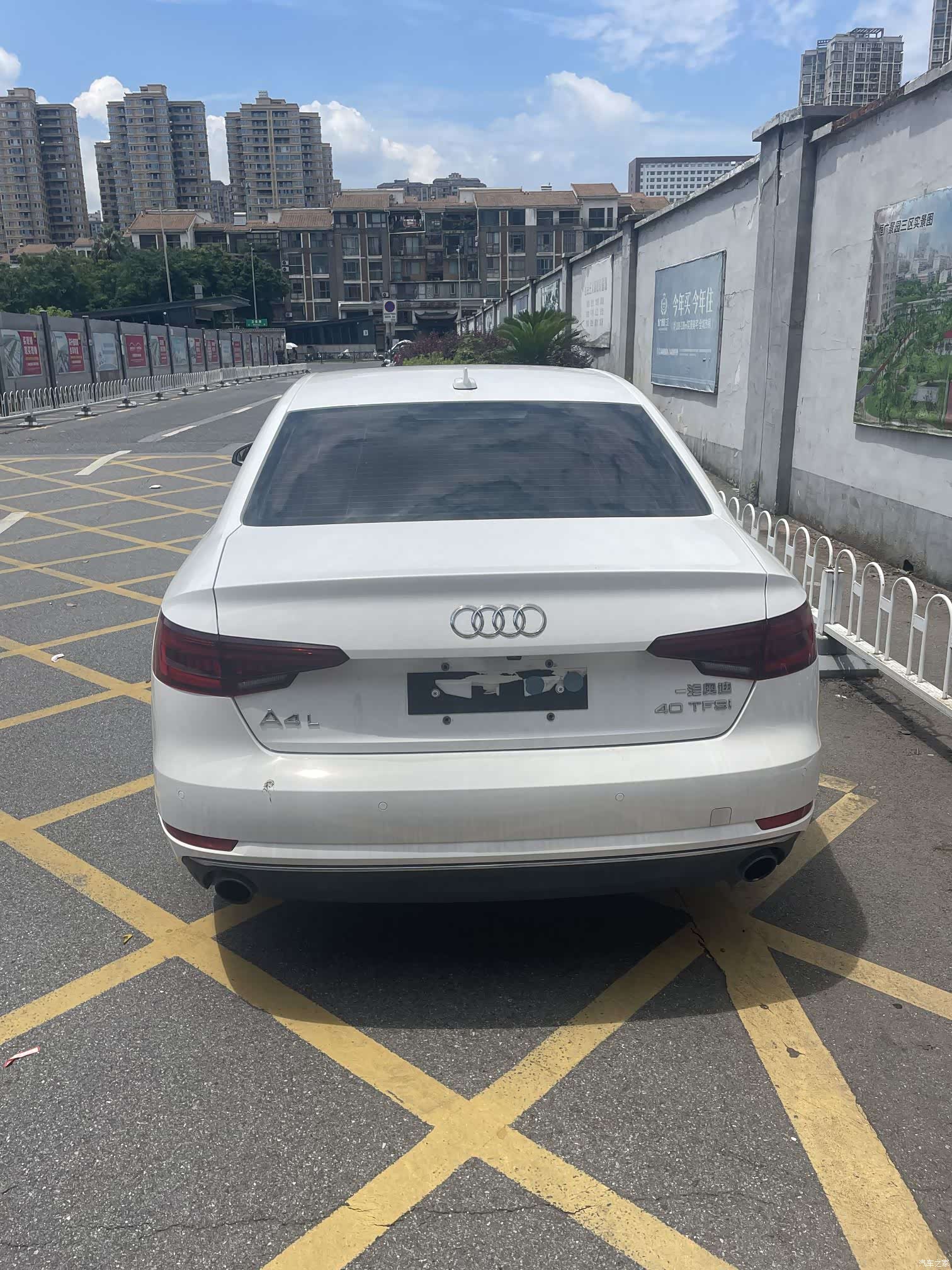 Audi A4L, 2018 8