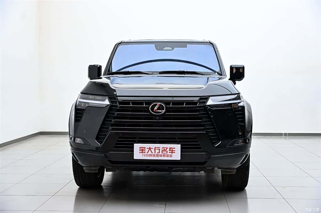 Lexus GX, 2025 3