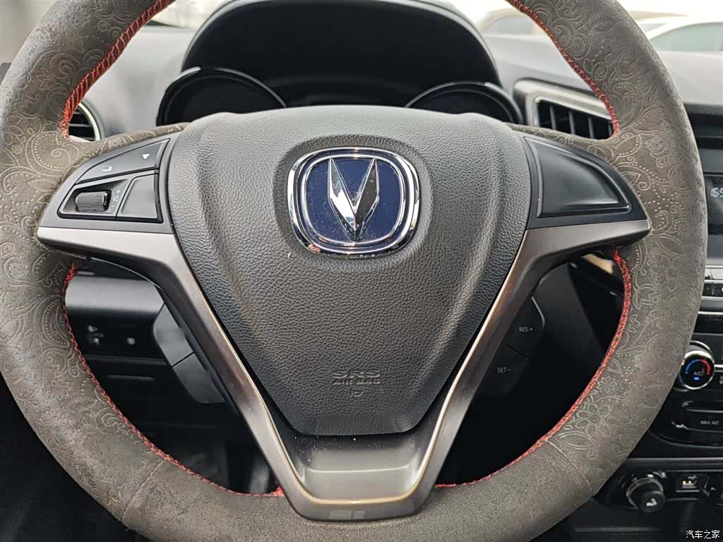 Changan CS15, 2016 7