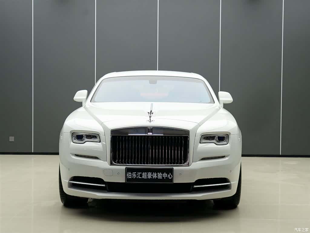 Rolls-Royce Wraith, 2018 все фото