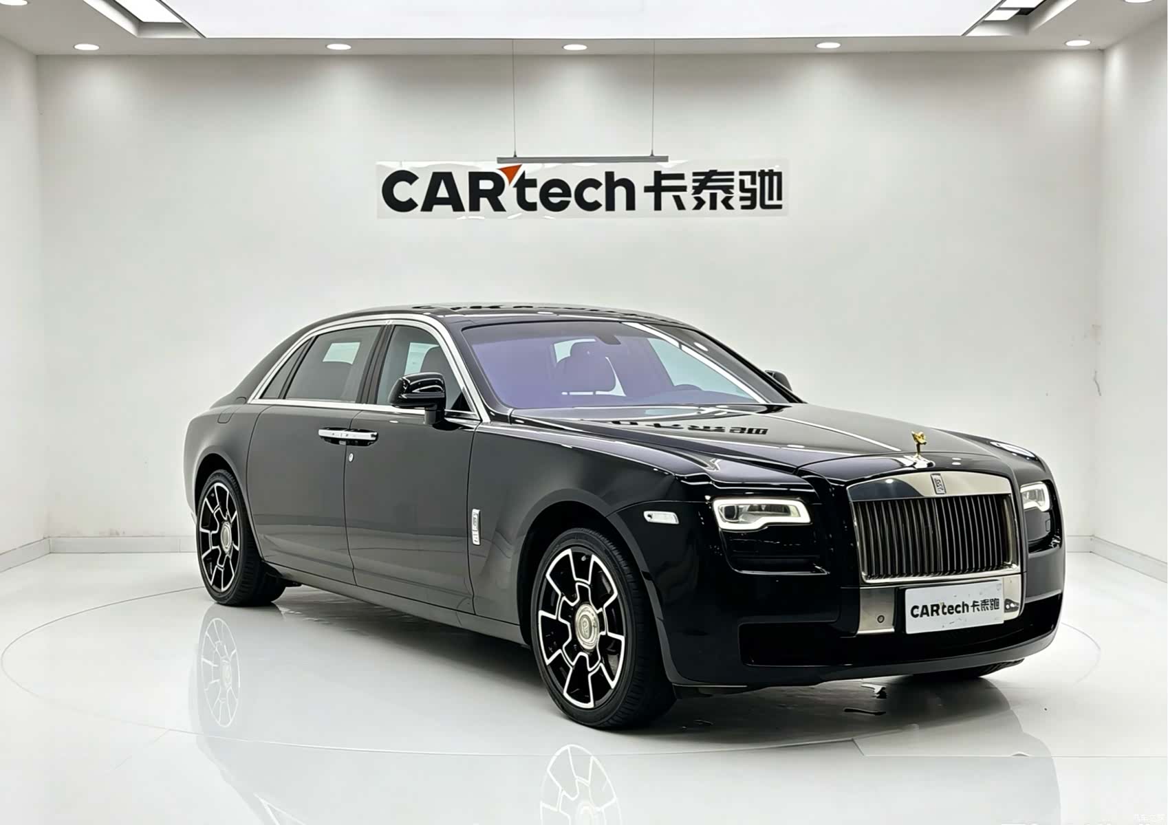 Rolls-Royce Ghost, 2016 3