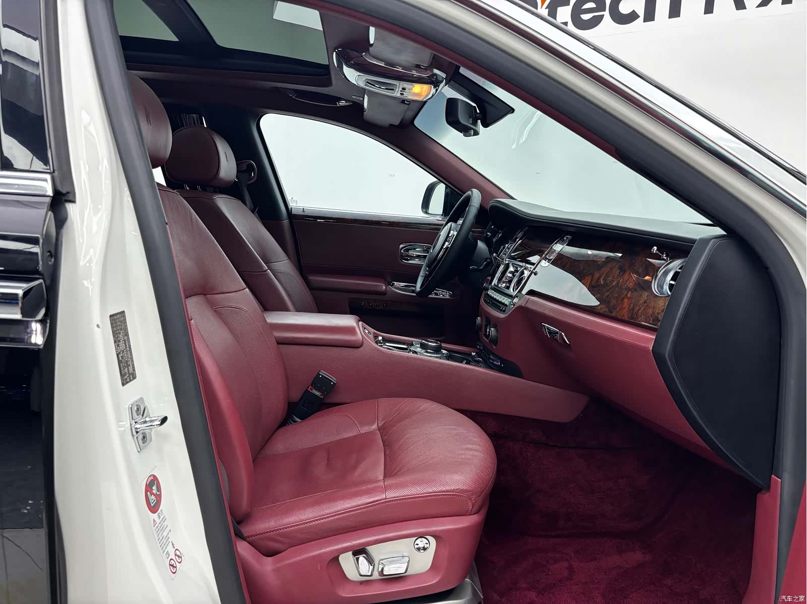 Rolls-Royce Ghost, 2016 29