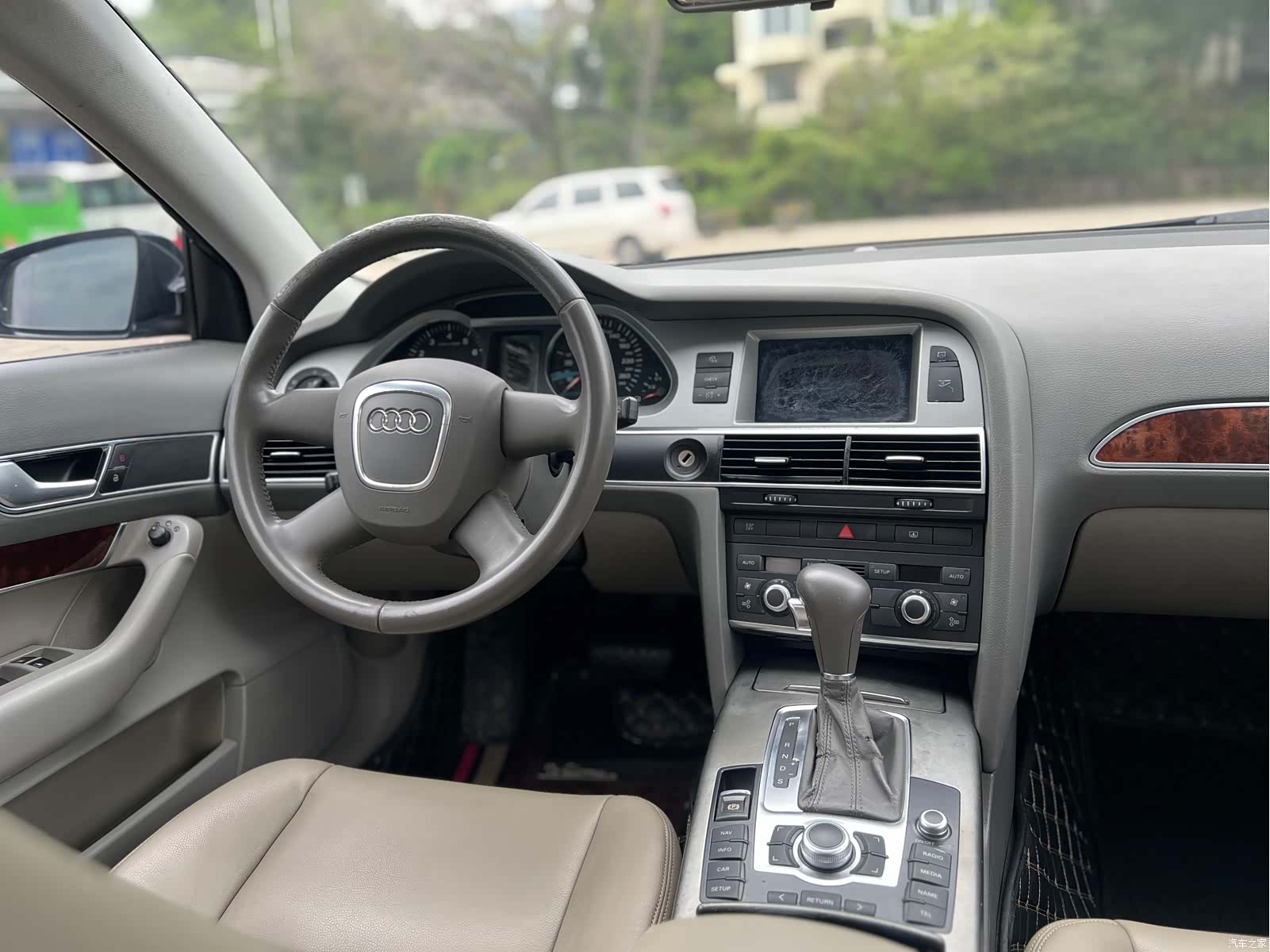 Audi A6L, 2008 11