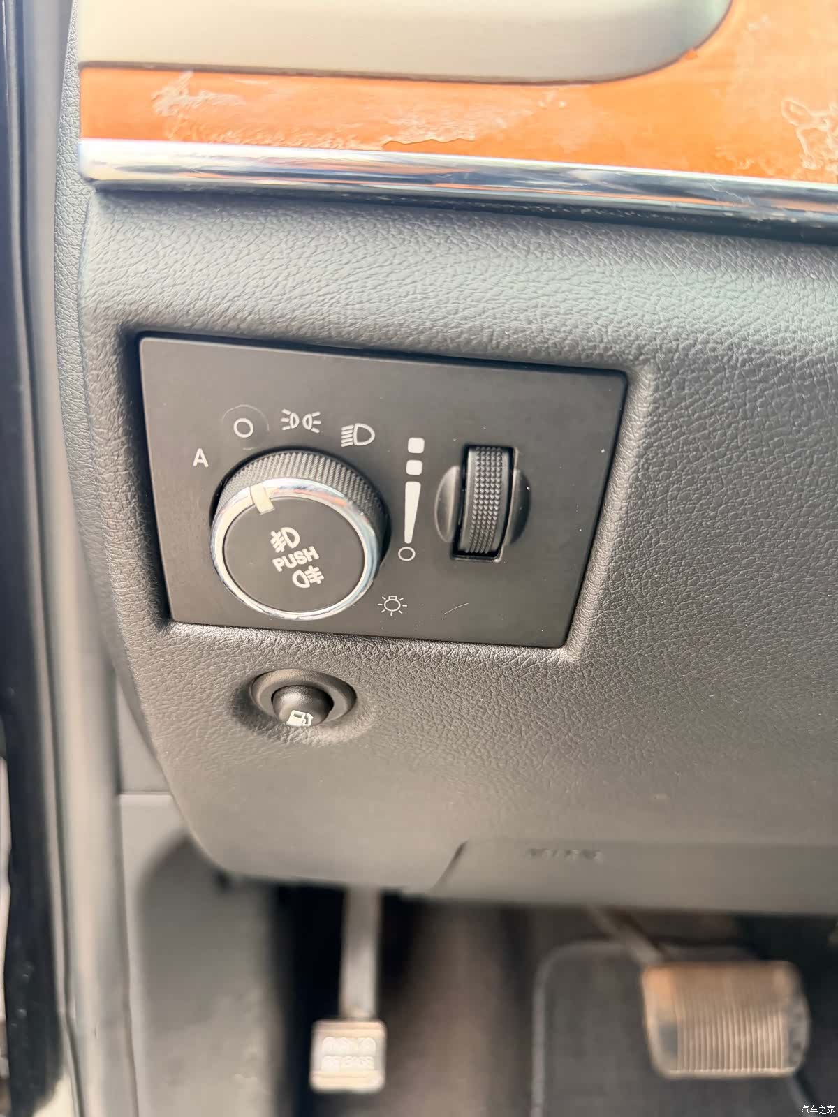 Jeep Grand Cherokee, 2012 25