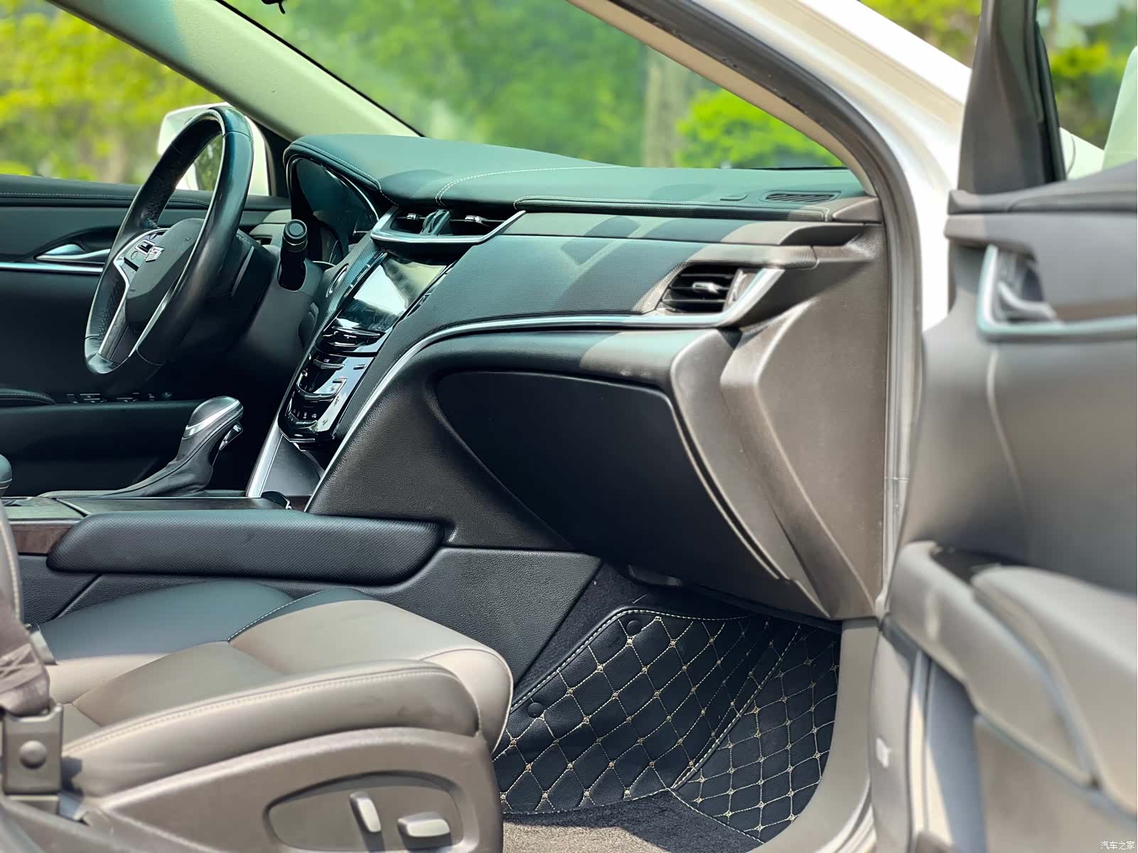 Cadillac XTS, 2019 16