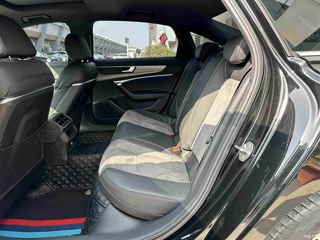 Audi A6L, 2021 12