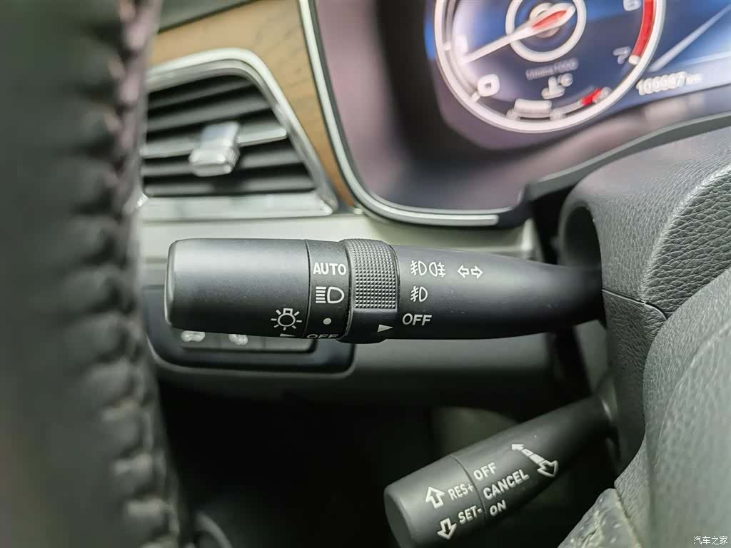 Hongqi HS7, 2019 21