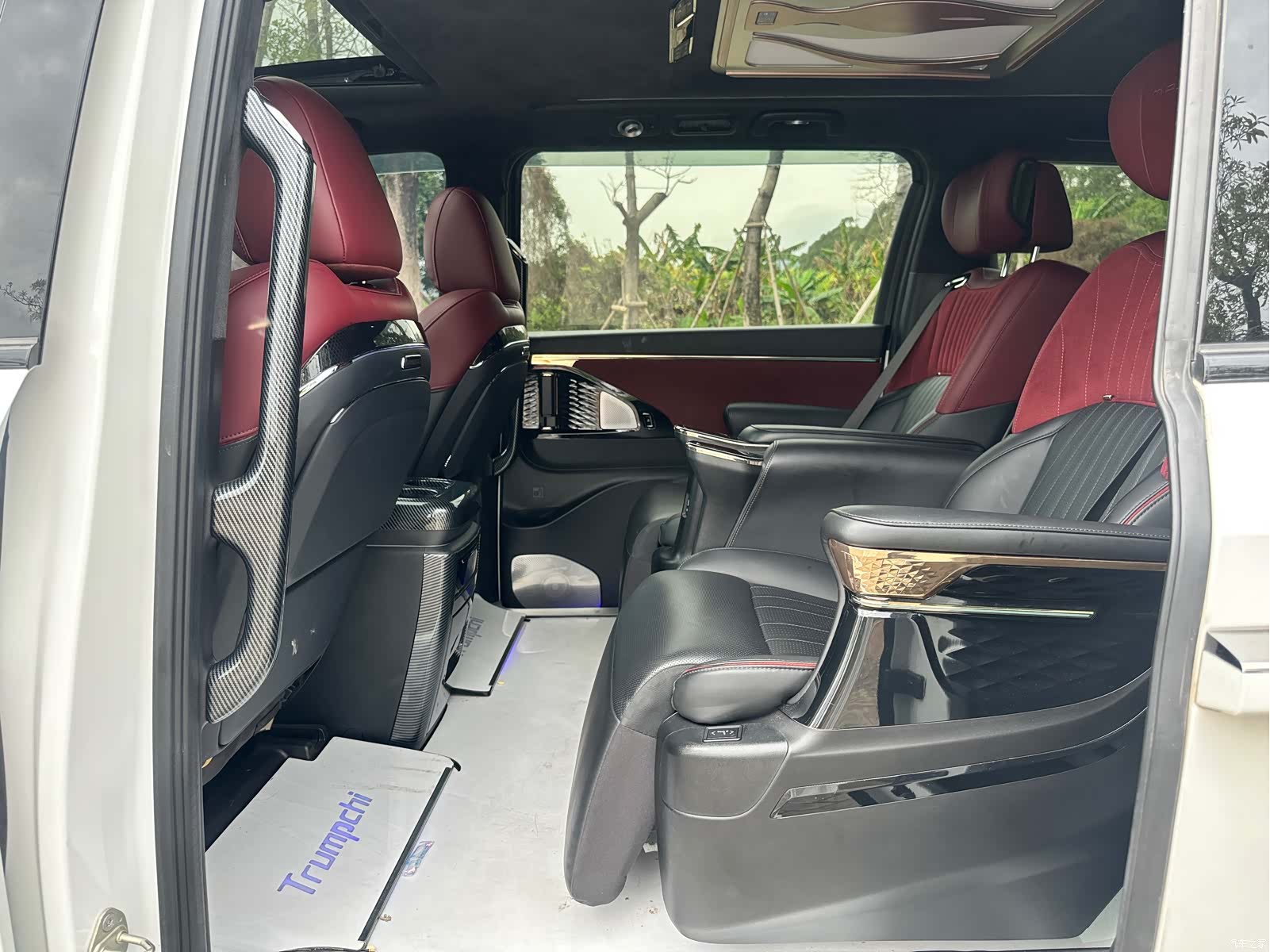 Trumpchi M8, 2023 все фото
