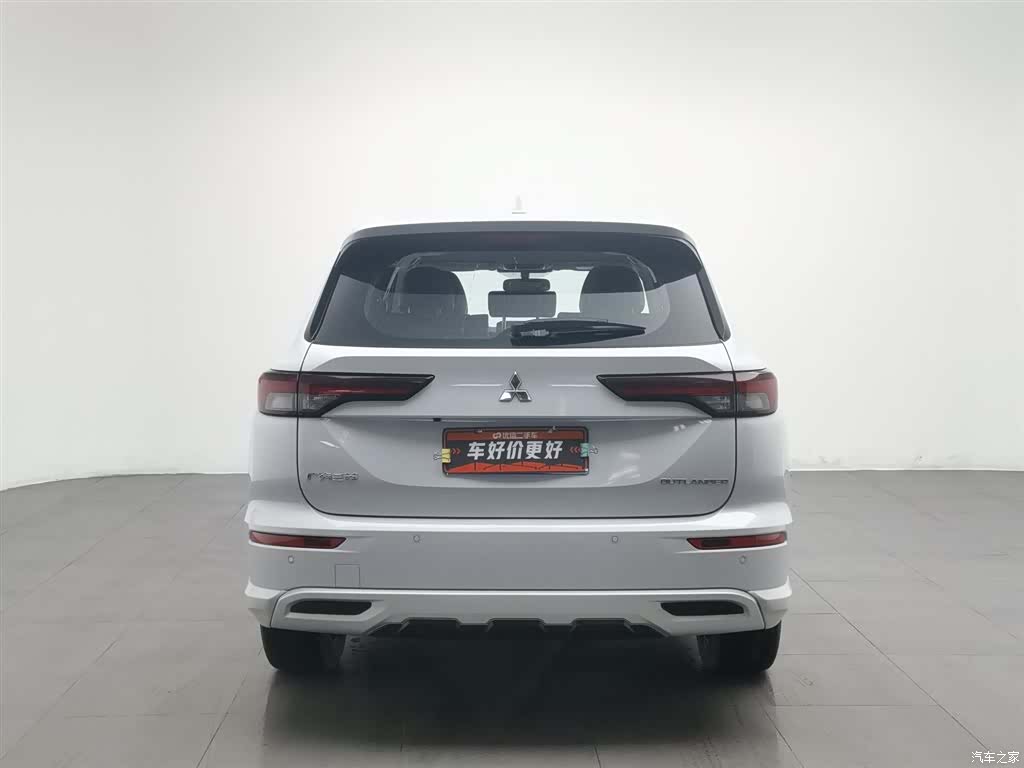 Mitsubishi Outlander, 2023 4