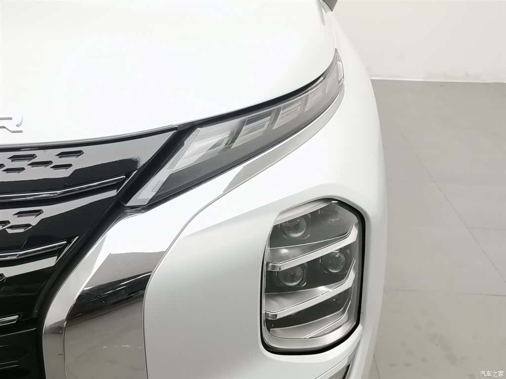 Mitsubishi Outlander, 2023 7