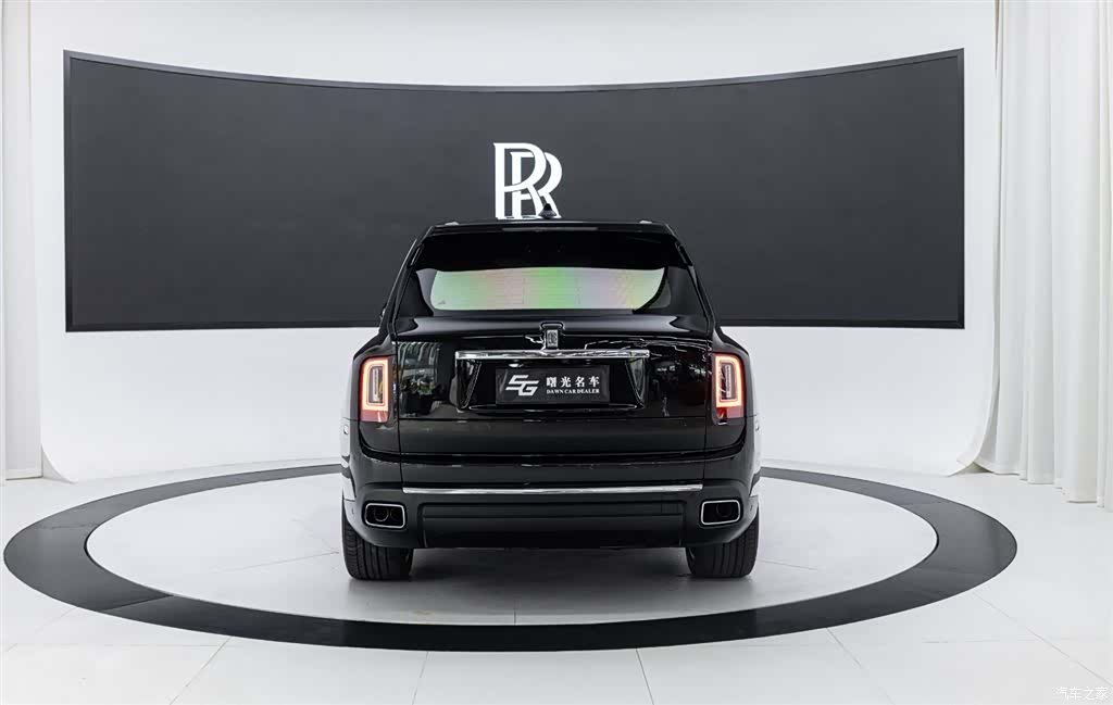 Rolls-Royce Cullinan, 2021 все фото