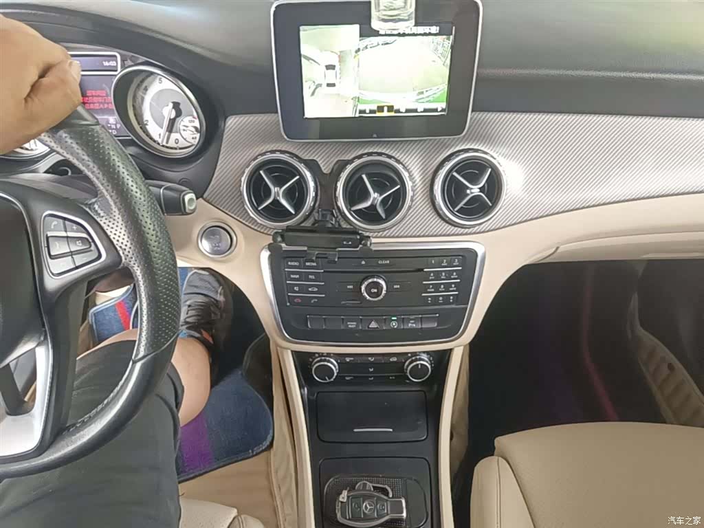 Mercedes-Benz GLA, 2017 14