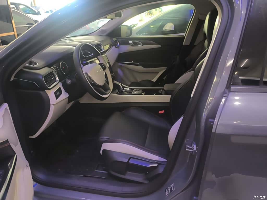 Lynk & Co 01, 2020 15