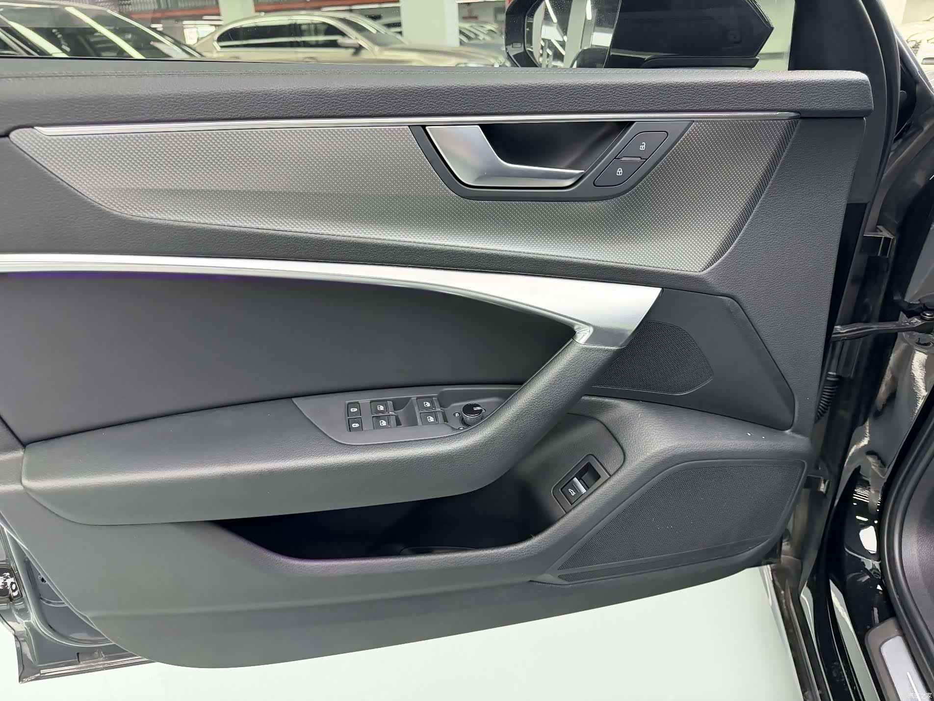Audi A6L, 2021 9