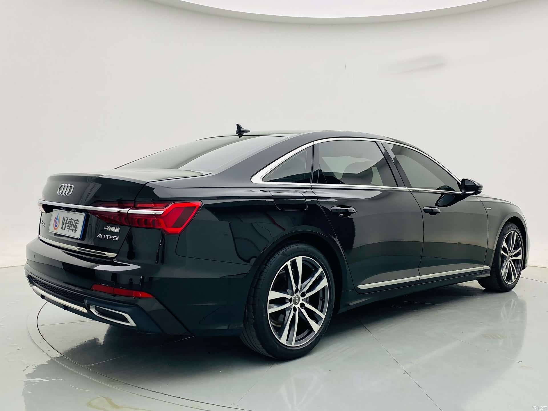 Audi A6L, 2019 все фото