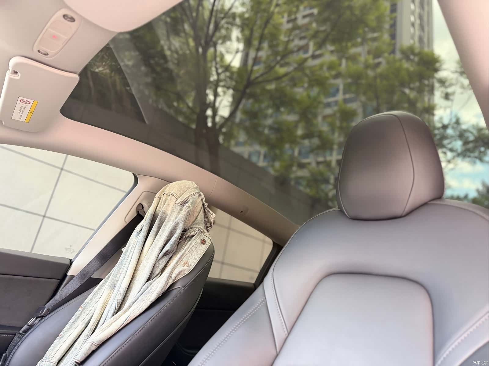 Tesla Model Y, 2022 11