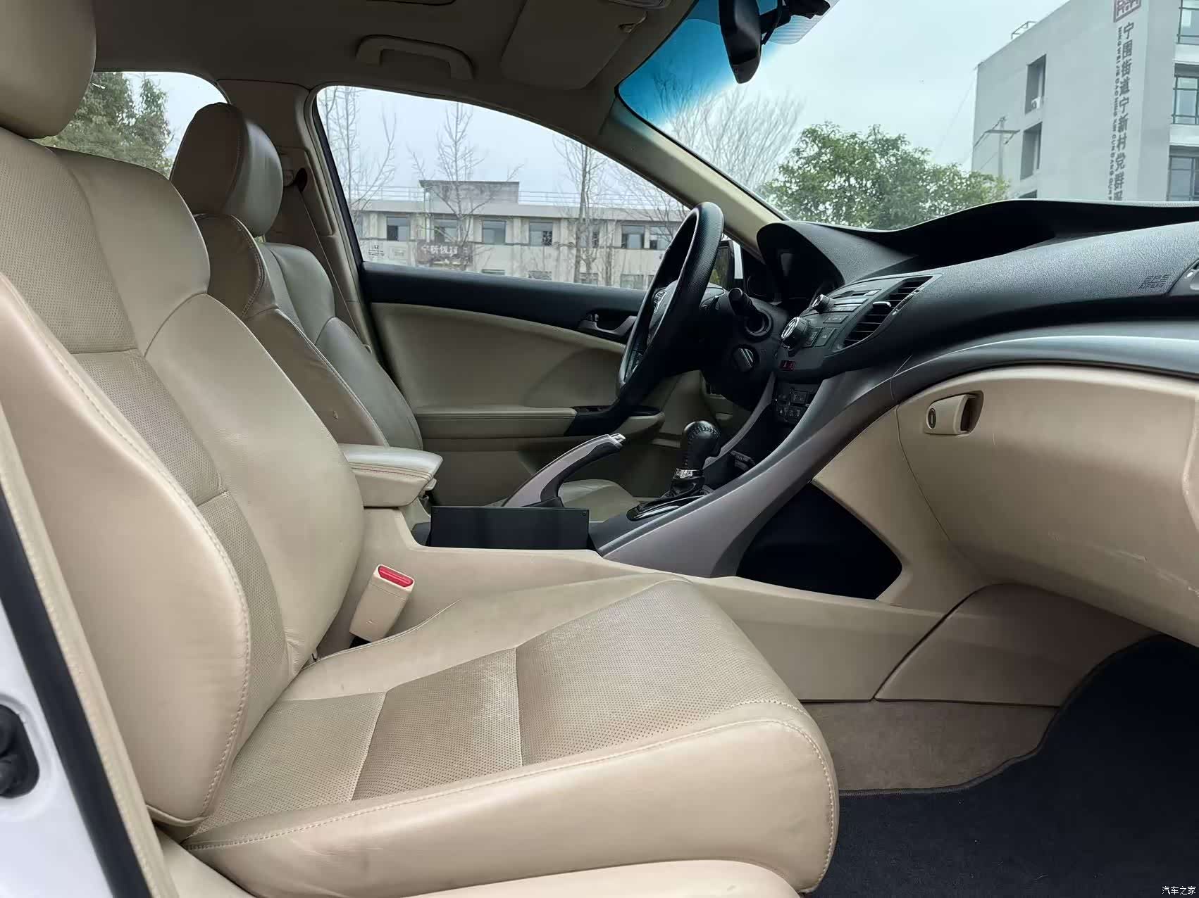 Honda Spirior, 2010 10