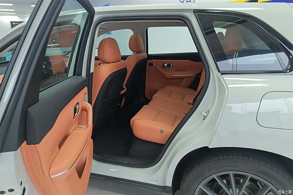 Leapmotor C10, 2025 11