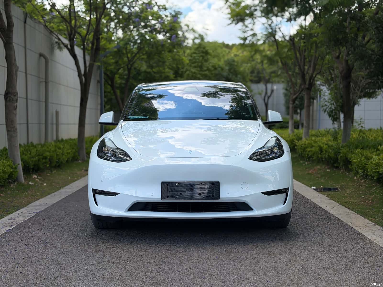 Tesla Model Y, 2022 2