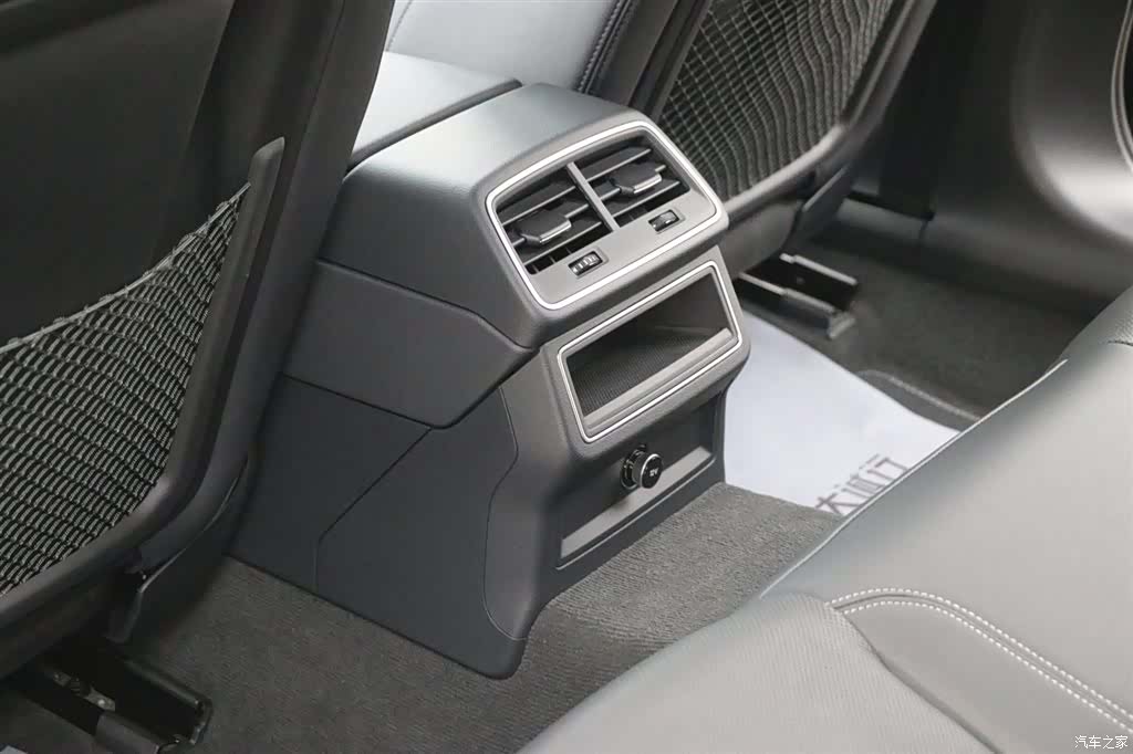 Audi A6, 2024 23