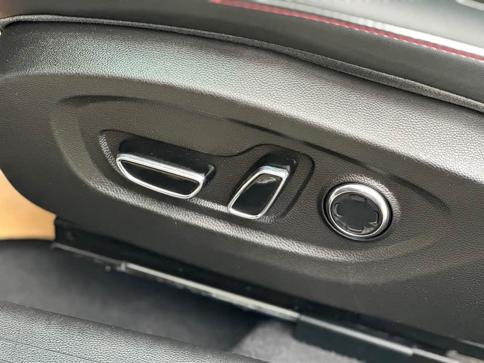 Trumpchi Shadow Leopard