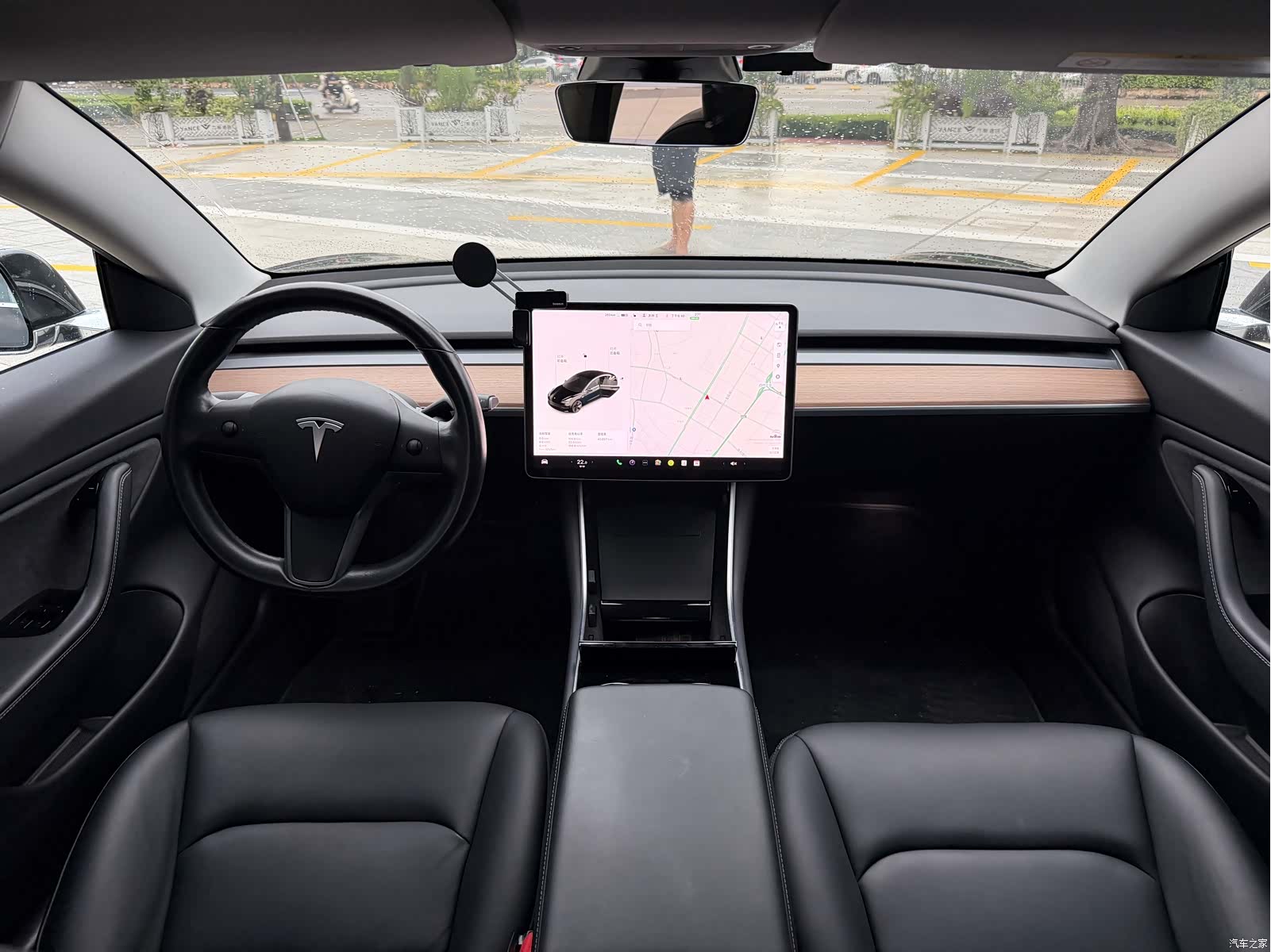Tesla Model 3, 2019 10