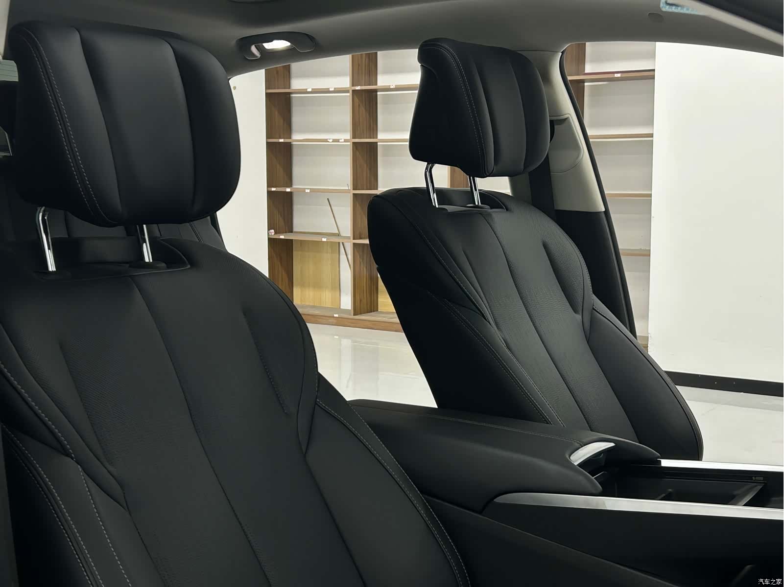 Buick LaCrosse, 2023 12