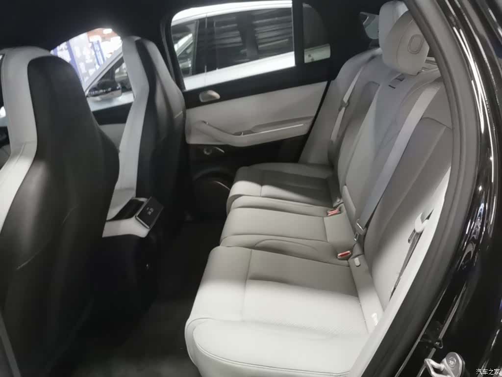 NIO EC7, 2023 17