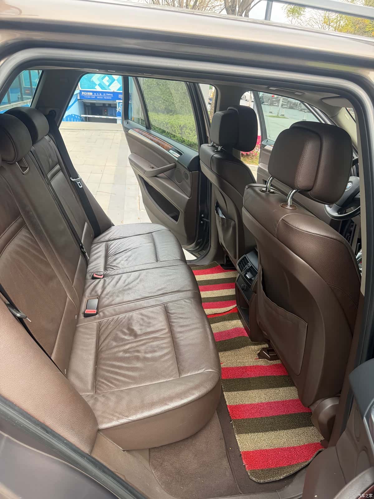 BMW X5, 2011 10