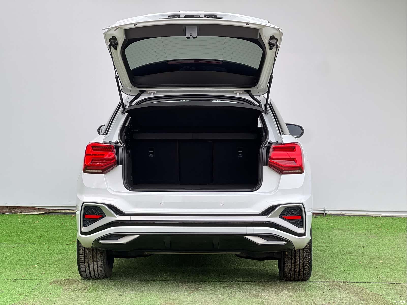 Audi Q2L, 2022 7
