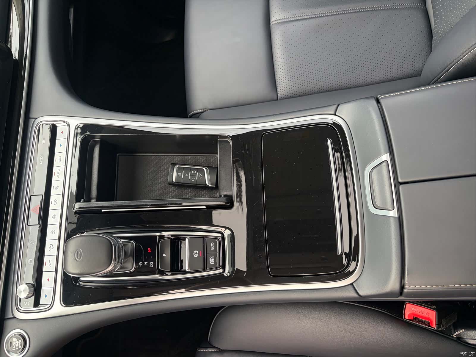 Trumpchi M8, 2022 13