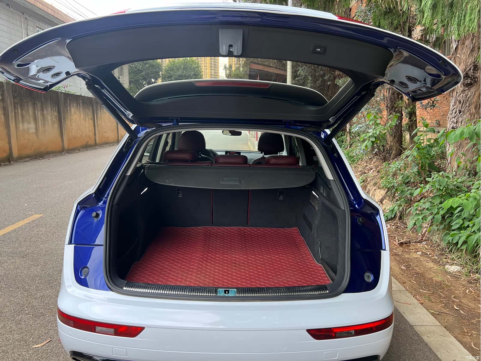Audi Q5L, 2019 11