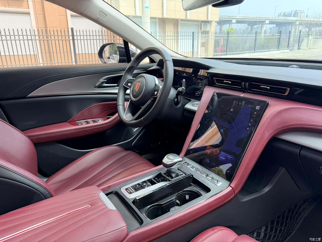 Hongqi H5, 2024 12