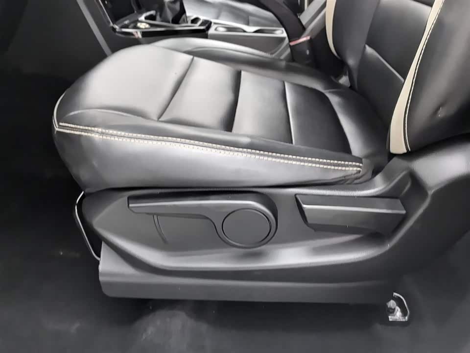 Wuling Wuling Hongguang PLUS