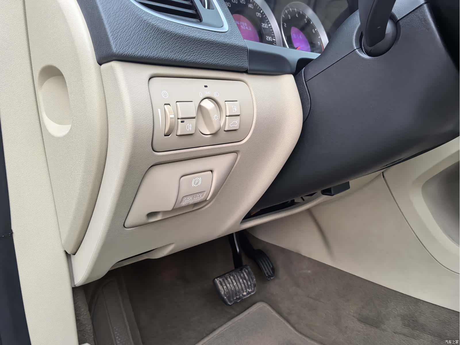 Volvo S60, 2011 16