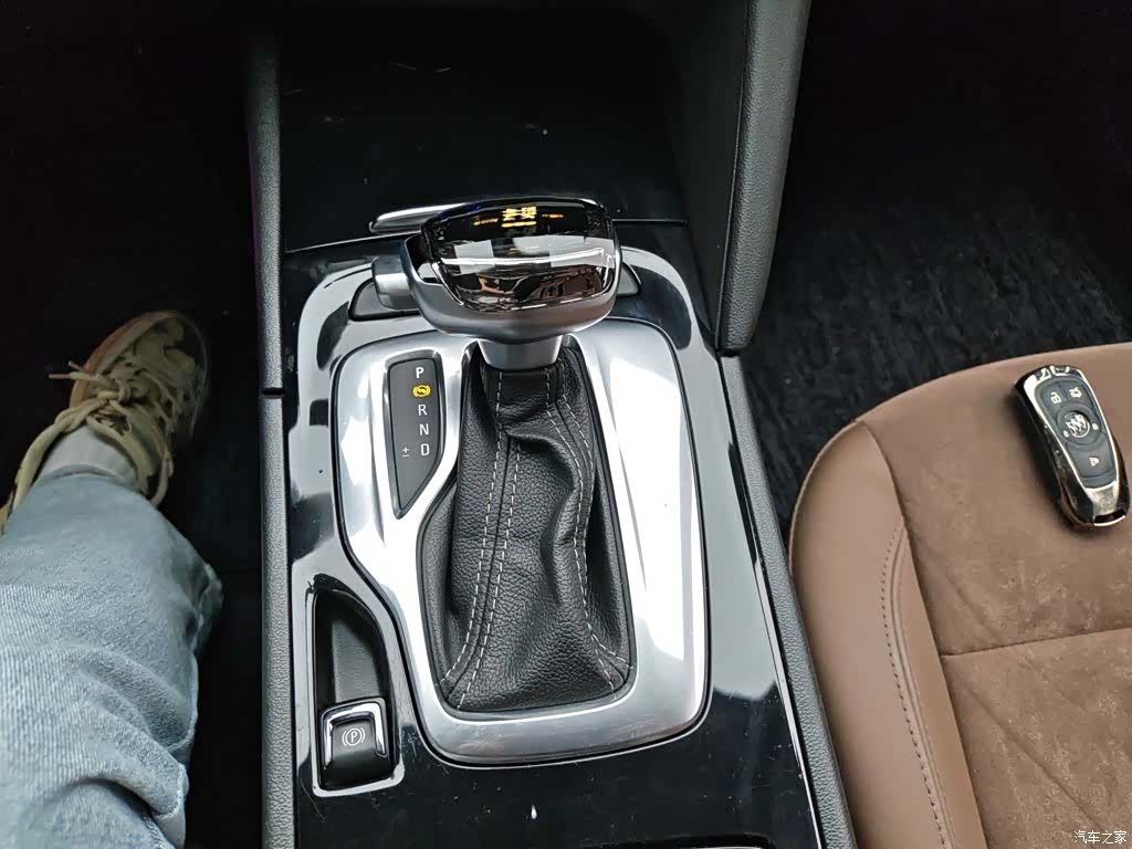 Buick Regal, 2020 10