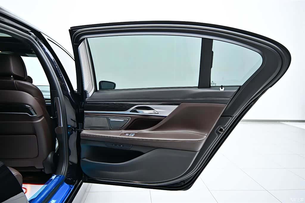 BMW 7 Series, 2021 21