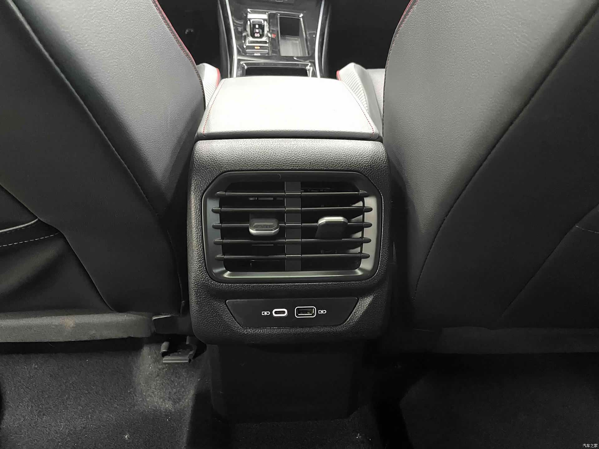 Volkswagen Lamando, 2023 11