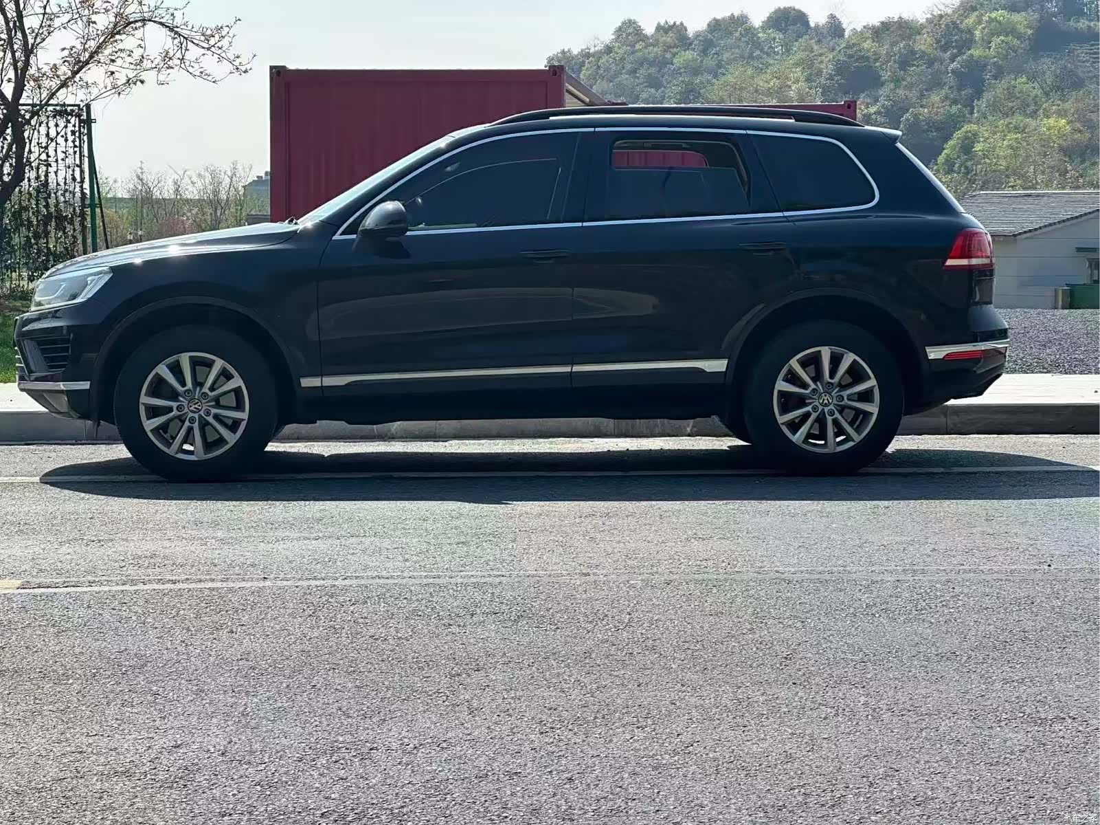 Volkswagen Touareg, 2017 все фото