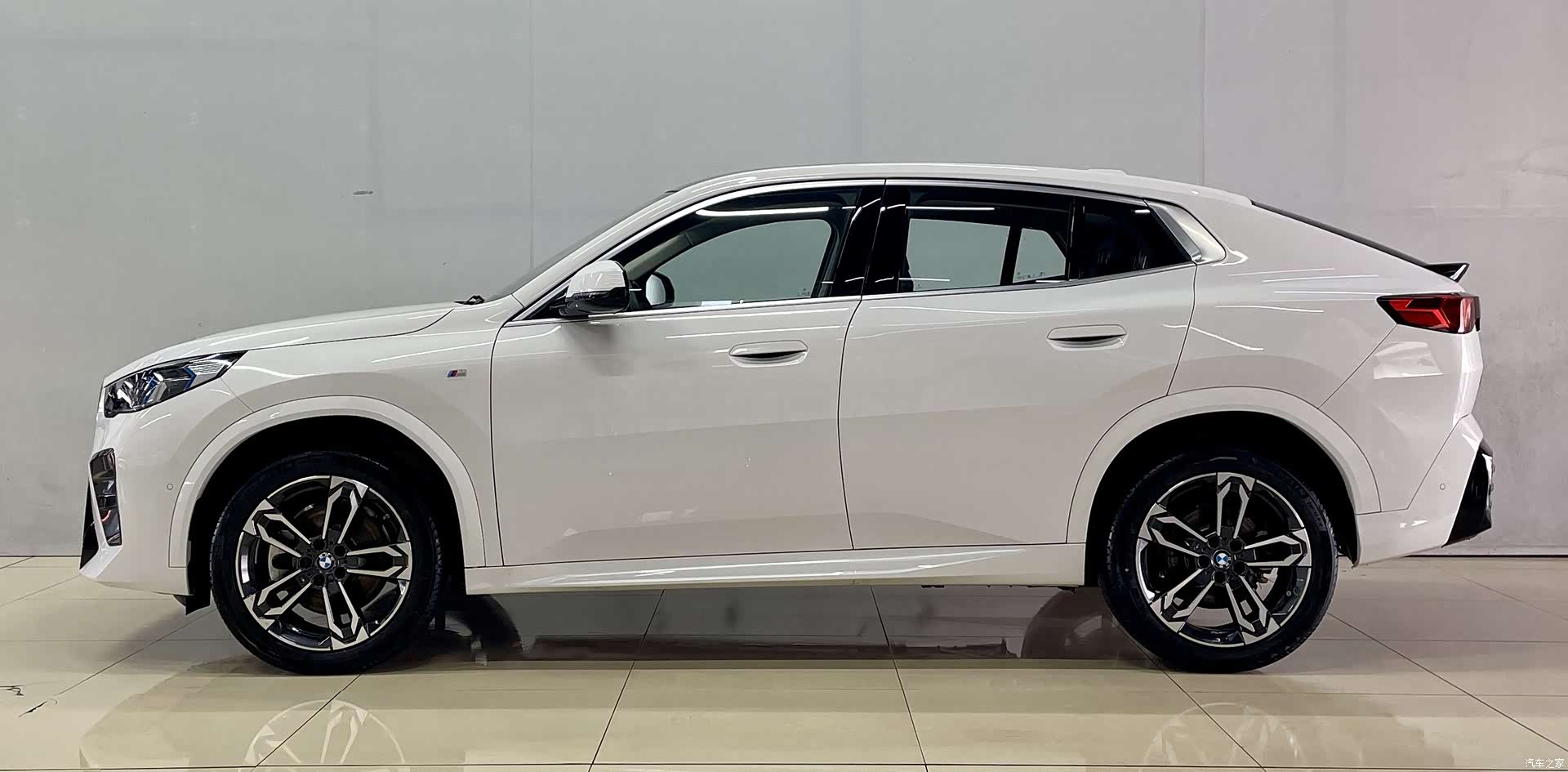 BMW X2, 2025 все фото