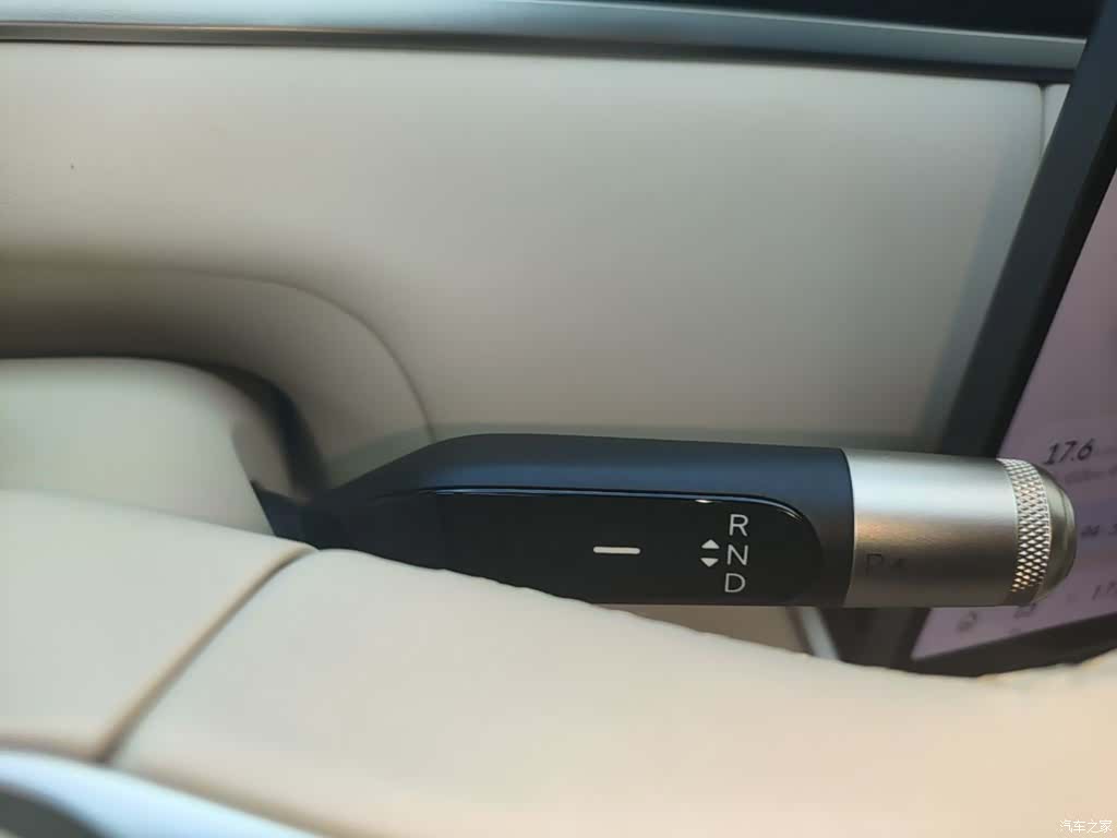 NIO L90, 2025 14