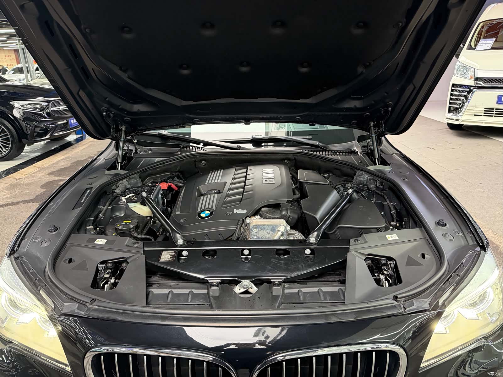 BMW 7 Series, 2015 24