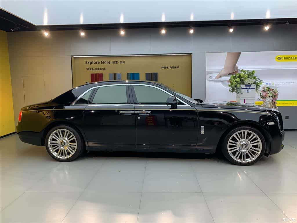Rolls-Royce Ghost, 2012 9