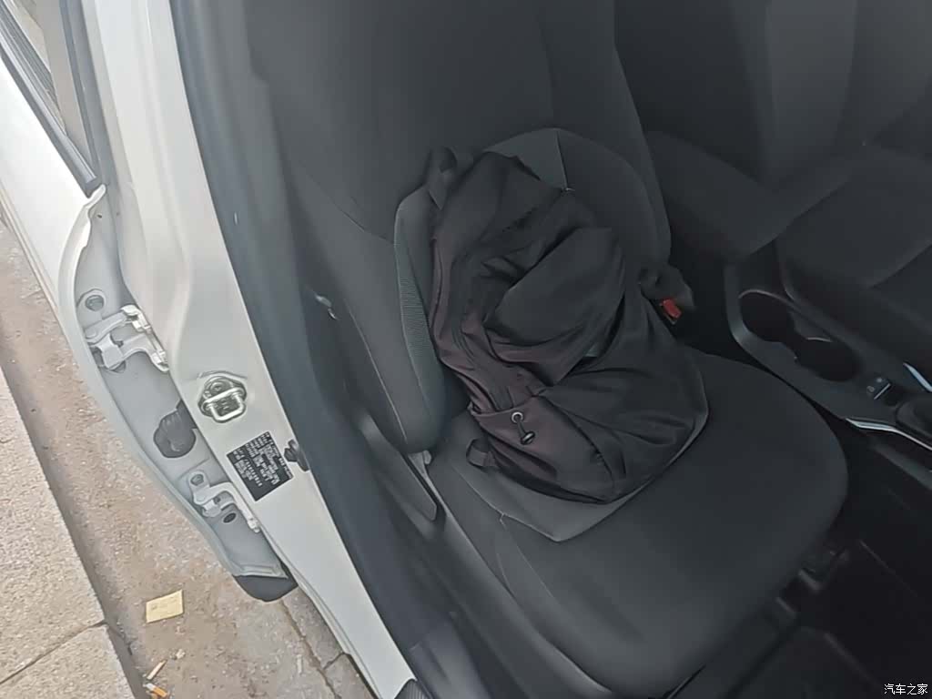 Toyota Frontlander, 2023 20