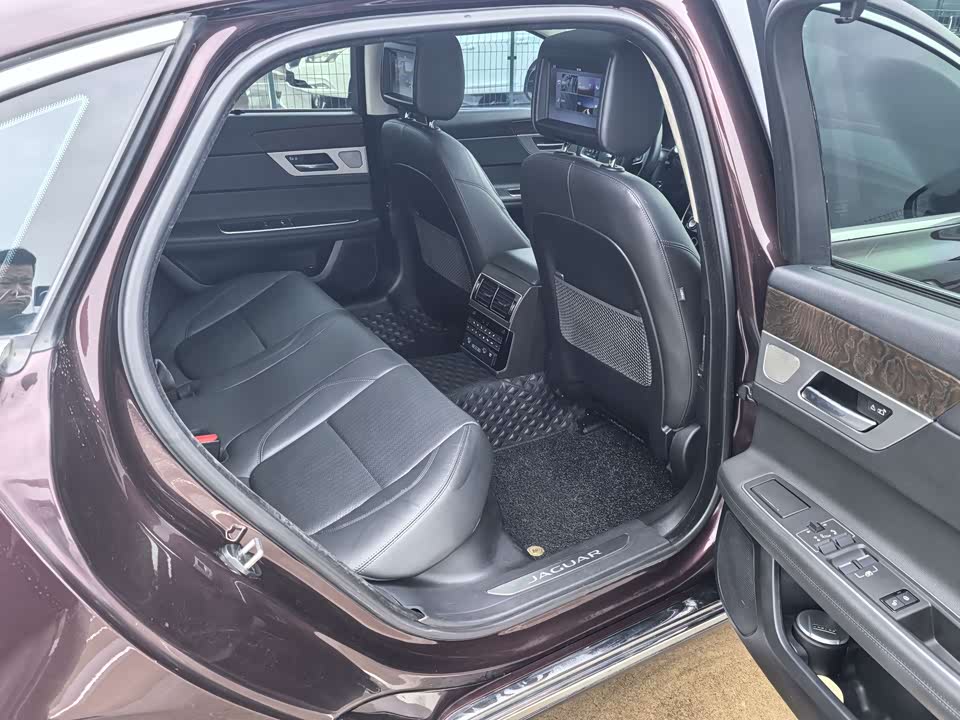 Jaguar XFL Jaguar XFL