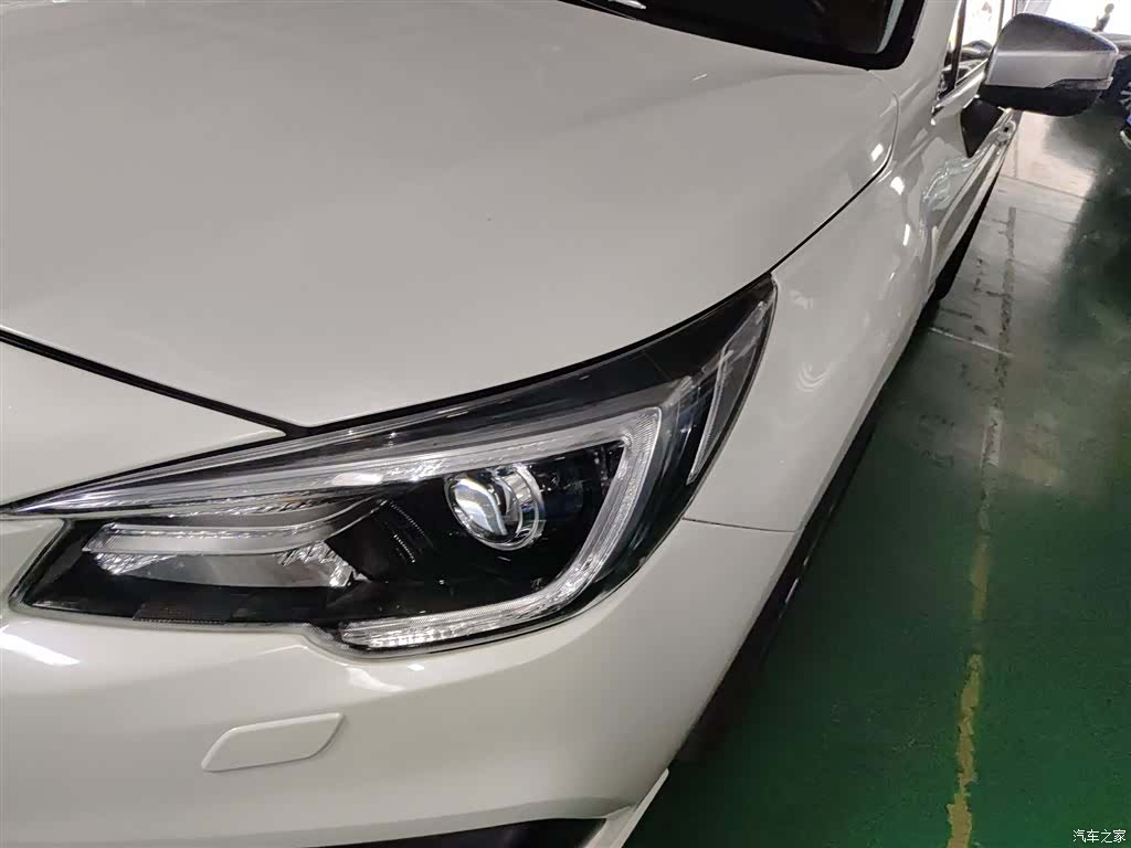 Subaru Legacy, 2018 18